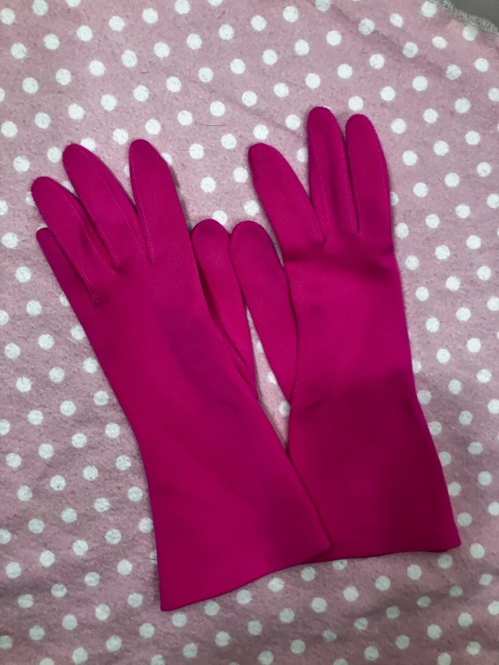 Hot PINK Vintage Ladies Gloves 7